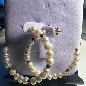 White fresh water loop earrings